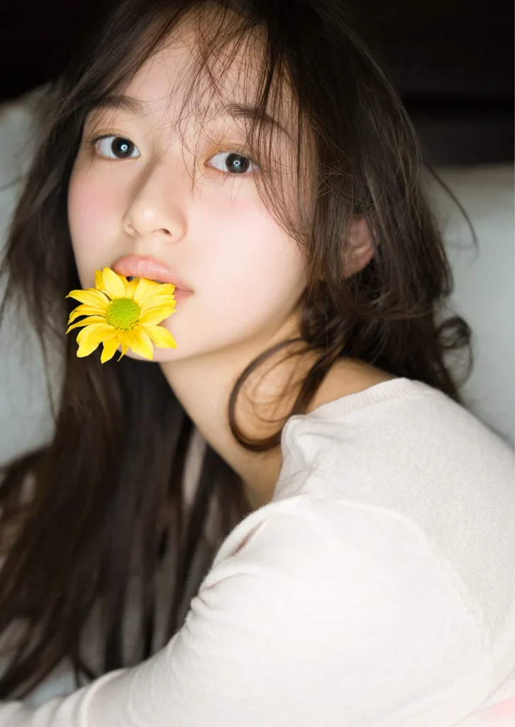 【最新】【デジタル限定 YJ PHOTO BOOK】加藤栞写真集「Natural Born Heroine」 – 预览图