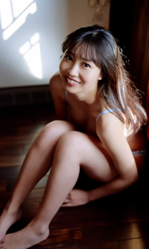 【最新】【大増量】溝端葵写真集「100万ドルの笑顔の先に―」 (週プレ PHOTO BOOK)