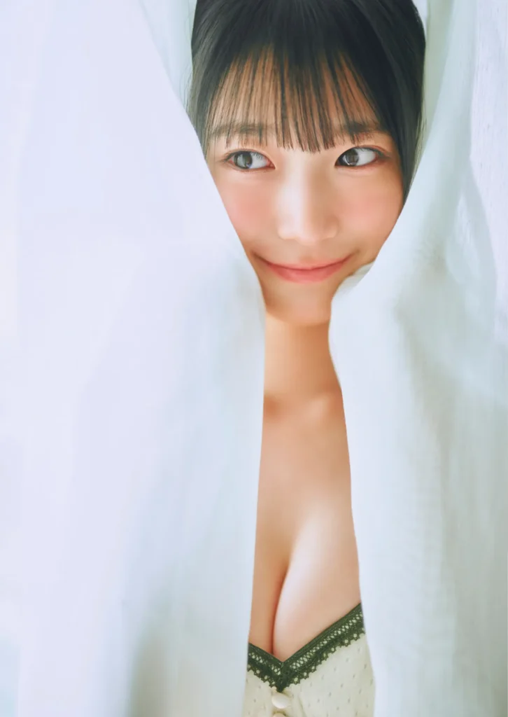 【最新】【デジタル限定 YJ PHOTO BOOK】百田汐里写真集「キラッと！」 – 预览图